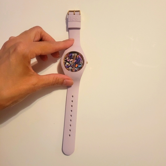 Ice‎ Silicone Lavender Watch With Floral Design NWOT main image 9